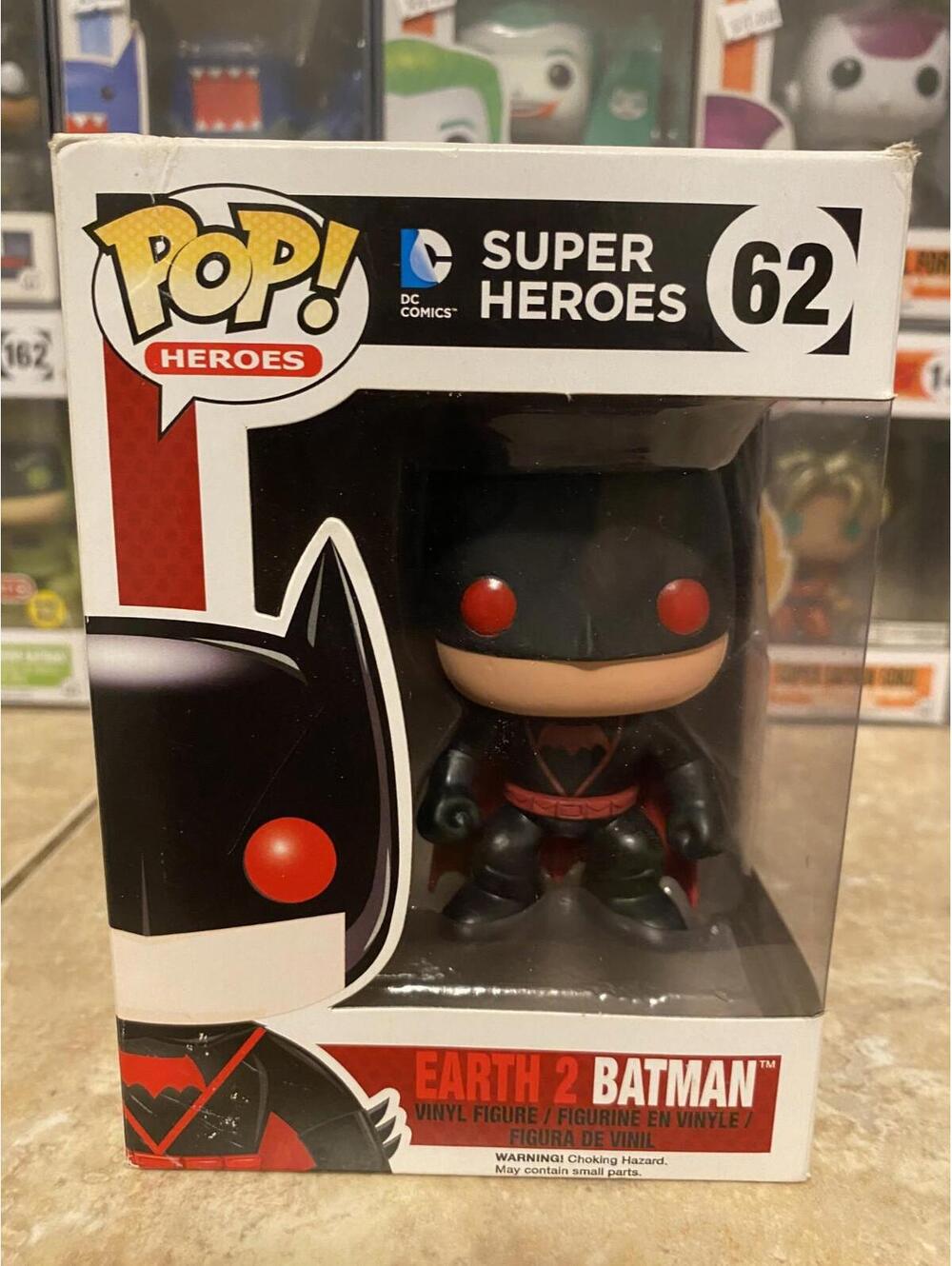 Funko Pop! DC Comics - Super Heroes #62 Earth 2 Batman w/Box Protector
